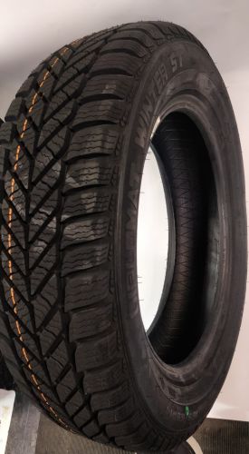 DIPLOMAT MADE BY GOODYEAR WINTER ST 175/65R14 82T